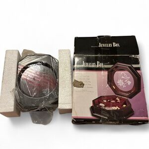 Vintage Black and Red Jewelry Organizer